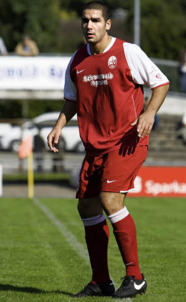 Sedat lker ist ebenso wie Kapitn Oli...at fr das OFV-Spiel  gegen Freiberg.   | Foto:  Faruk nver (A)