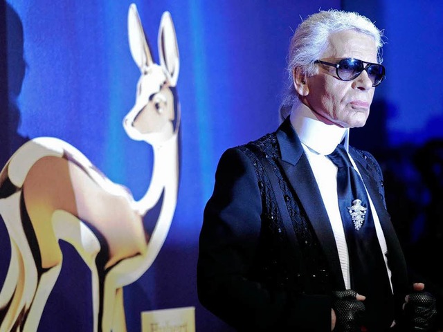 Karl Lagerfeld (rechts)  in Offenburg.  | Foto: ddp