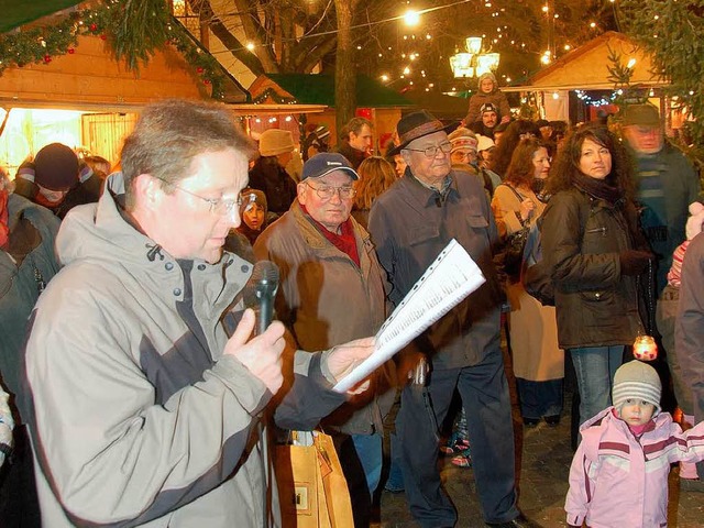 Jrgen Gempp bei der Erffnung des Weihnachtsmarktes  | Foto: Hannes Lauber