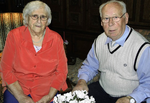 Blicken heute auf 60 gemeinsame Ehejah...ka und Werner Mildebrath aus Sasbach.   | Foto: Roland Vitt