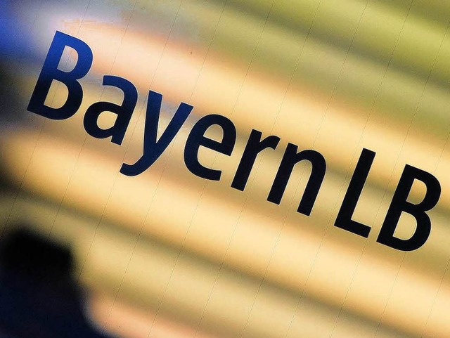 Die BayernLB ist schwer angeschlagen und baut deshalb 5600 Stellen ab.  | Foto: ddp