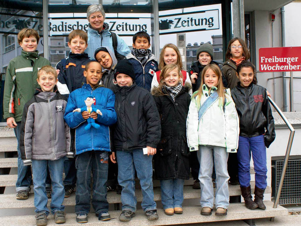 Die Klasse 4b der Tullaschule aus Freiburg mit ihrer Lehrerin Frau Hilfinger