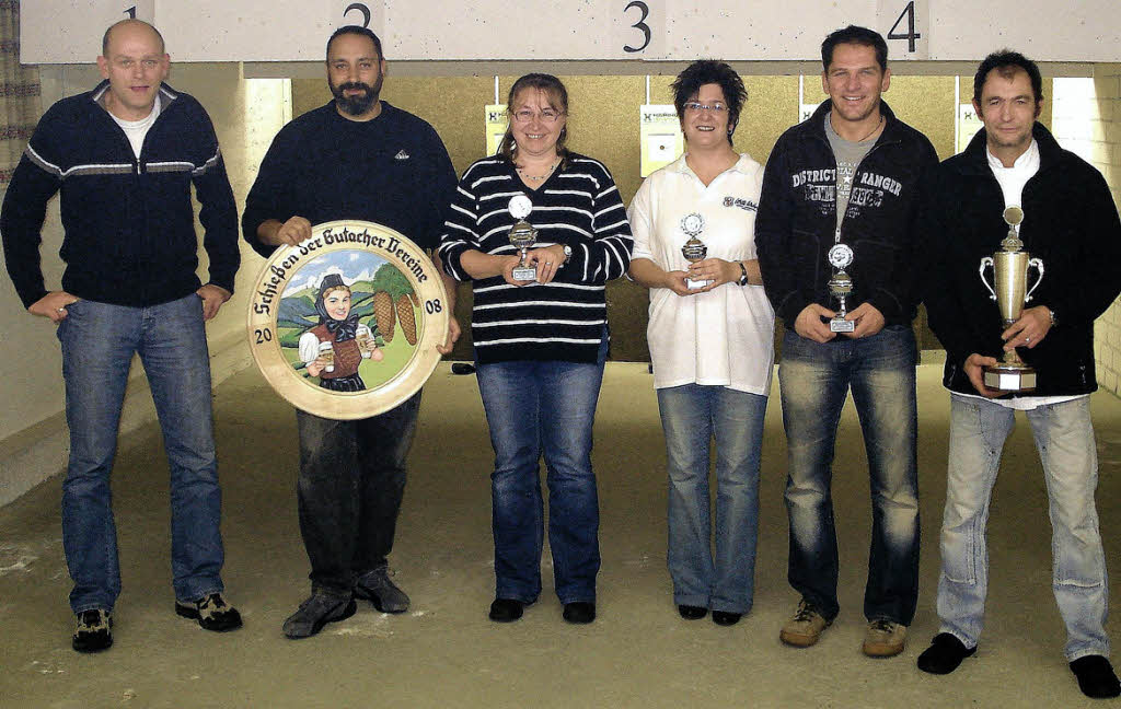 Gutacher Vereine maßen sich beim Schießwettbewerb Gutach im Breisgau