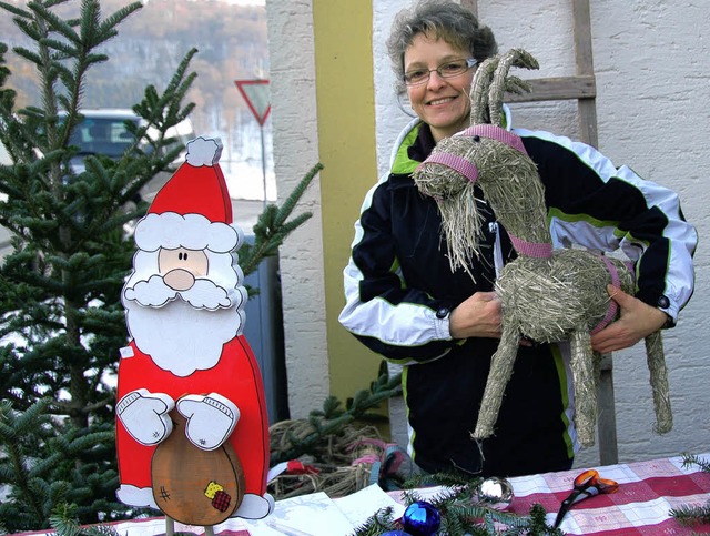 Zur skandinavischen Weihnacht gehren ...ich auch selbst gebastelte  Rentiere.   | Foto: Jutta Binner-Schwarz
