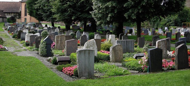 Die Friedhofssatzung der Reblandgemeinde wird neu gefasst.    | Foto: Langelott