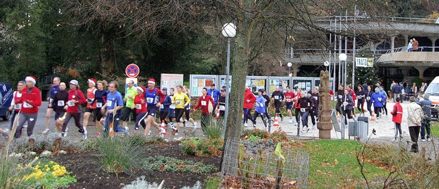 Wieder ging der Nikolaus-Lauf durch ganz Badenweiler    | Foto: Sigrid umiger