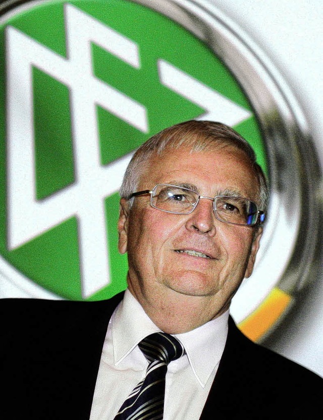 DFB-Prsident Theo Zwanziger gibt sich...uf dem Altar des Amtes opfern.&#8220;   | Foto: ddp