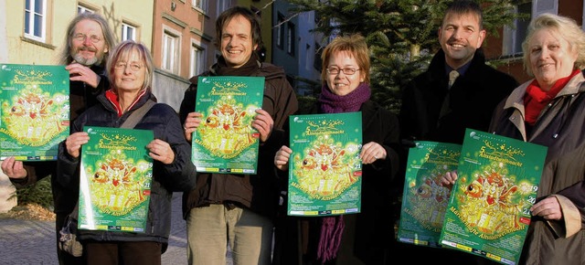 Gemeinsam strahlen mit knstlerischen ...hymo, Heiko Dobler und Silvia Blaser.   | Foto: Fred Thelen