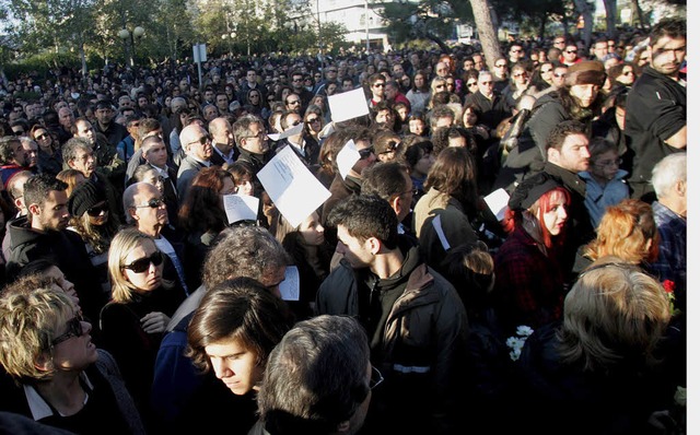 Demonstrationen in Griechenland nach Beerdigung des getteten 15-Jhrigen.  | Foto: dpa