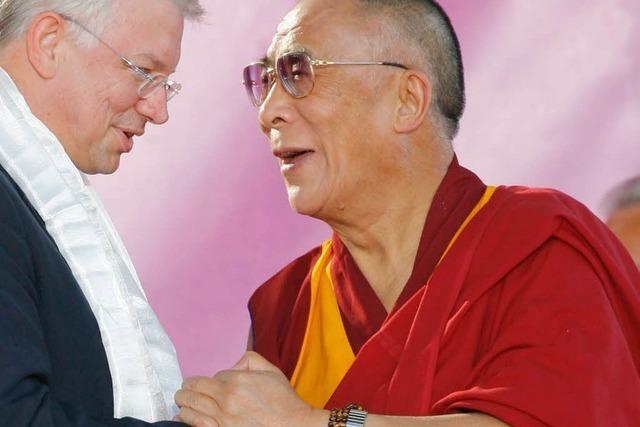 Dalai Lama erhlt Deutschen Medienpreis