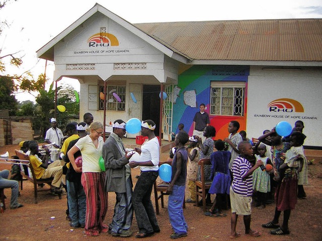 Beethoven fr  Uganda:   Mit  einem Kl...f Hope&#8220; in Kampala untersttzt.   | Foto: Privat