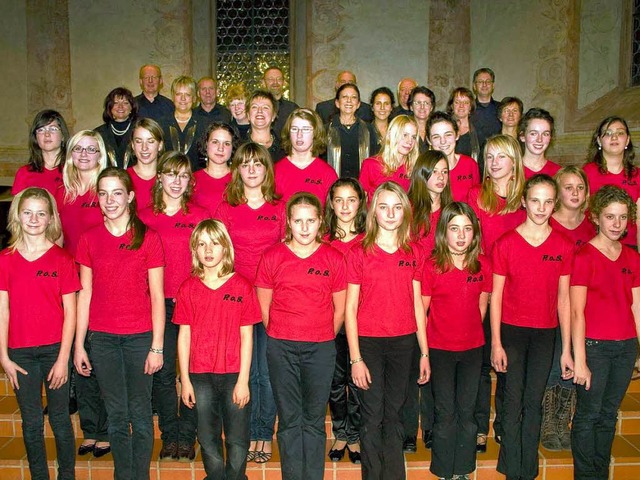 Das Vokalensemble Mllheim und der Jugendchor power of singers   | Foto: privat