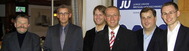 Nach der Wahl (von links):  Bernhard S...Wahlkreis Freiburg,  und Micha Bchle   | Foto: privat