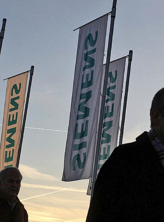 Die Schatten der Vergangenheit holen Siemens  ein.   | Foto: ddp
