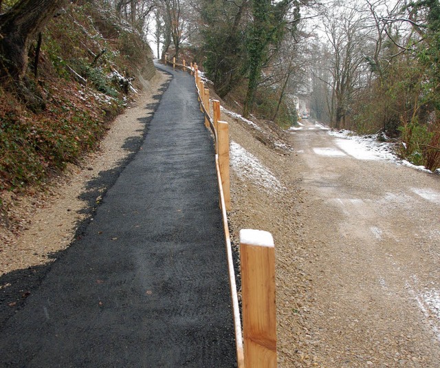 Hier trennen sich alter und neuer Weg fr Fugnger und Radfahrer.  | Foto: Ingrid Bhm-Jacob