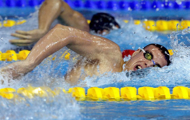 Paul Biedermann ist auf dem Weg zum EM-Titel ber 400 Meter Freistil.   | Foto: dpa