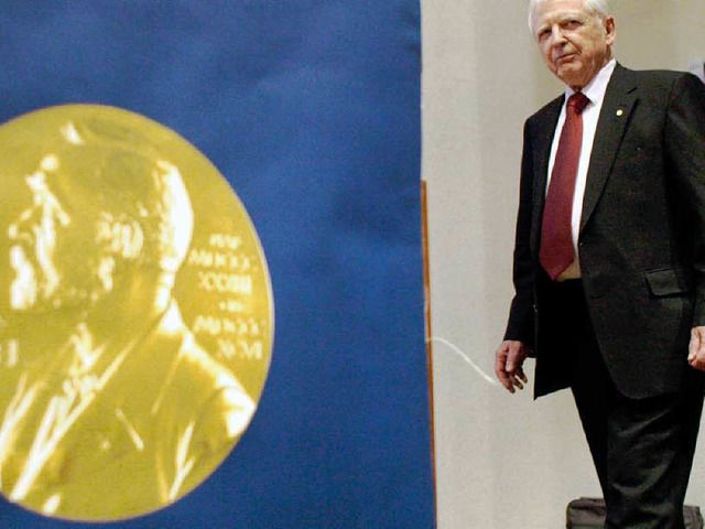 Der  Medizin-Nobelpreistrger 2008, Ha...zu einer Pressekonferenz in Stockholm.  | Foto: dpa
