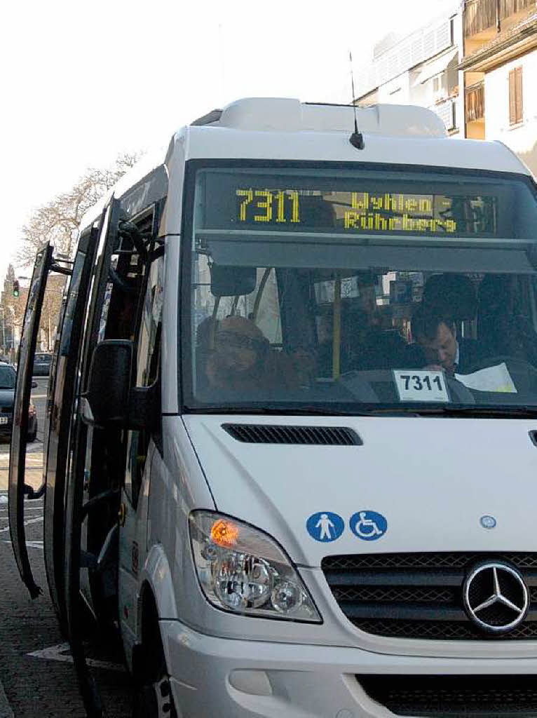Beim  Ortslinienverkehr in Grenzach-Wyhlen gibt's Verbesserungen, die kleinen Busse der Linie 7311 verkehren nun im Stundentakt