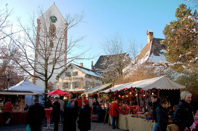 Rund um Sankt Michael fand der Schopfheimer Weihnachtsmarkt statt.  | Foto: Hermann Jacob