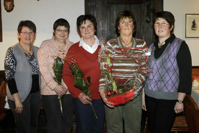 Landfrauen des Elztals und Simonswlde... Jahren im Vorstand aktiv (von links).  | Foto: Gerda Oswald