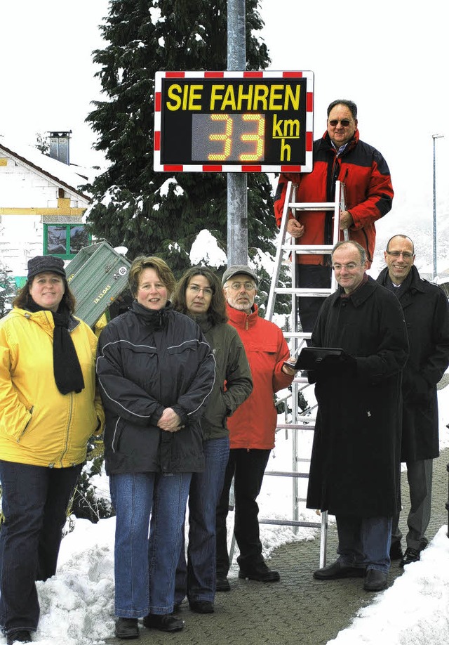 <Bildtext>Die Verkehrswacht spendete d...ermeister Martin Weissbrodt</Bildtext>  | Foto: susan bersem