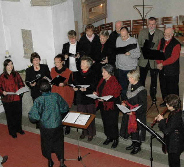 Per Piacere  mit Dirigentin Marianne E...onzert in der Tllinger Ottilienkirche  | Foto: Regine Ounas-Krusel