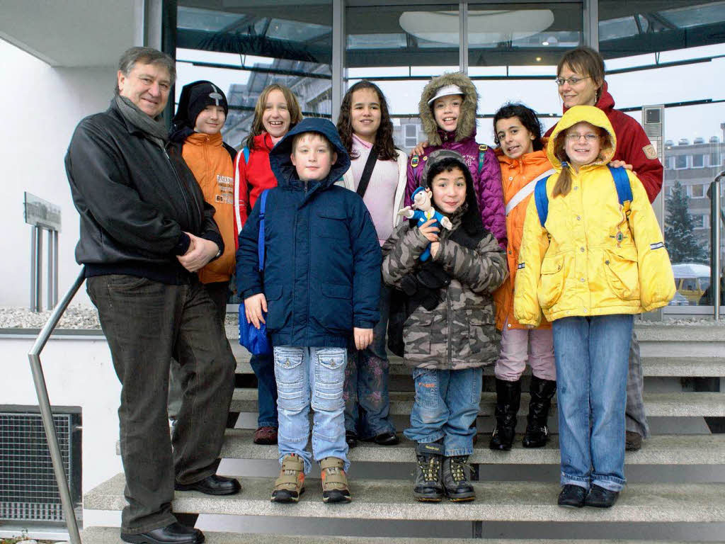 Die Klasse 4/5 der Albertschule Frderschule aus Ihringen mit ihrer Lehrerin Frau Bchner und ihrem Schulleiter Herr Tobollik