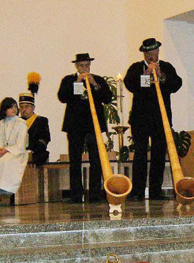 Alphornklnge im Gottesdienst: Bei der...ier  in Buggingen hat das Tradition.    | Foto: Privat