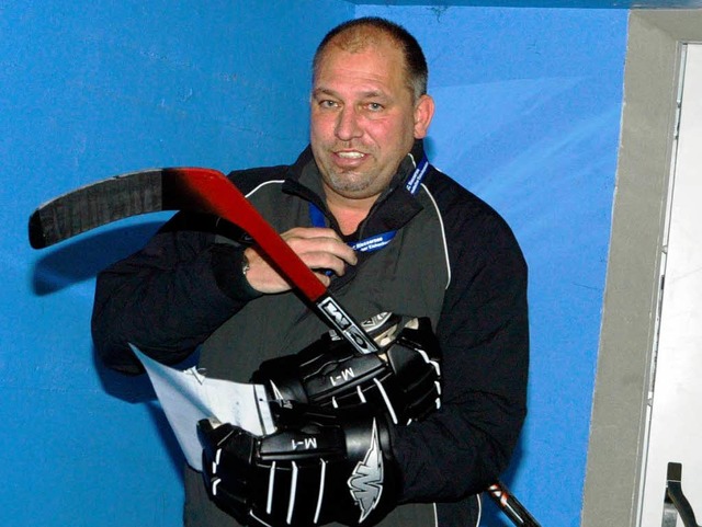 Kim Collins ist neuer Trainer beim Eishockey-Zweitligisten Schwenningen.   | Foto: Reinhardt