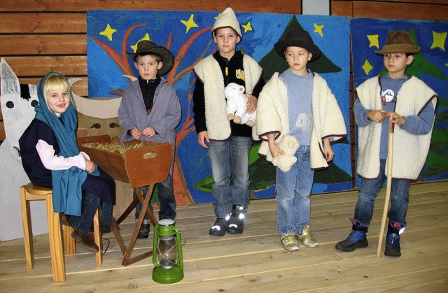 Zur Weihnachtsfeier der Grundschule ein Krippenspiel    | Foto: BZ