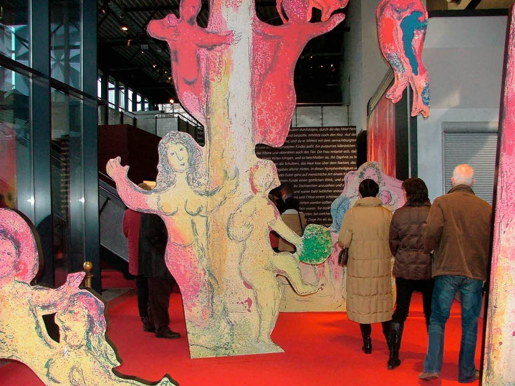 BZ-Leserinnen und -Leser in der Ausstellung "Das Erlebnis Marc Chagall und seine Liebe zu Griechenland"