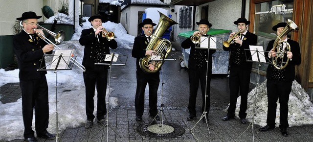 Fr eine gebhrende Einstimmung aufs F...mpete) und Markus Looss (Tenorhorn).    | Foto: Stefan Pichler