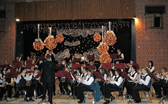 Einmal mehr vor einem beeindruckenden ...zert des Musikvereins Griheim statt.   | Foto: Dietmar Lsch