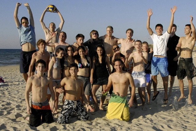 Am Strand von Tel Aviv ein Bild der Ha...en Gste aus dem Landkreis Emmendingen  | Foto: Markus Zimmermann-Drkop