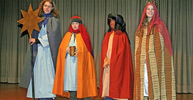 Die  Sternsinger ziehen in diesen Tagen von Haus zu Haus.   | Foto: Klaus berg