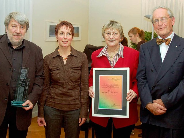 Der Brgerpreis 2008 ist verliehen: Wo...ger und Hans Rudolf Henche (von links)  | Foto: Ralf H. Dorweiler