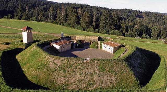 Das Ereignis des Jahres war die Einwei...achgebauten Barockschanze in Gersbach.  | Foto: BZ/Hartenstein/Fabry