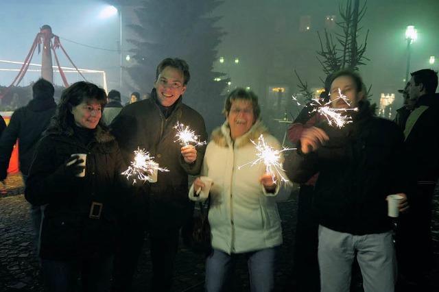 Feiern mit Blitzeis und Pulverdampf