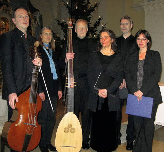 Festliche Musik zum Jahreswechsel erkl..., Berthold Weiger und Maria Backhaus.   | Foto: Ulrike Spiegelhalter