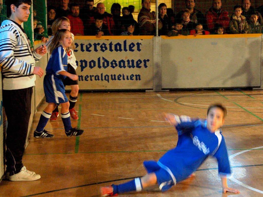 Impressionen vom 7. Indoor-Soccer-Turnier der Sportvereinigung Brennet-Öflingen Impressionen vom 7. Indoor-Soccer-Turnier der Sportvereinigung Brennet-Öflingen