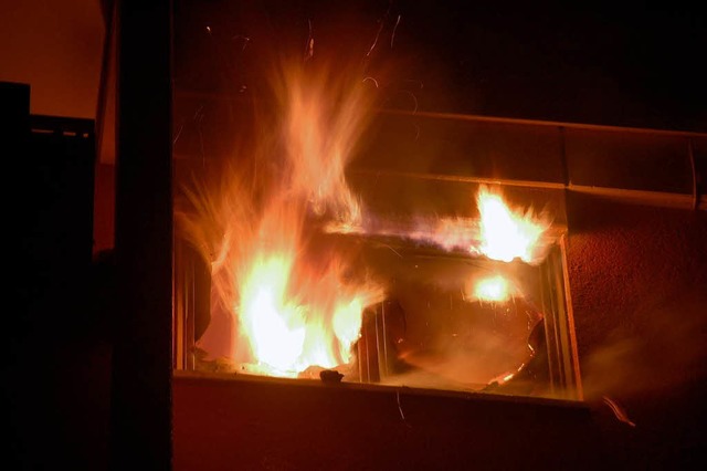 Hinter diesem Fenster brach das Feuer aus.   | Foto: Hannes Lauber