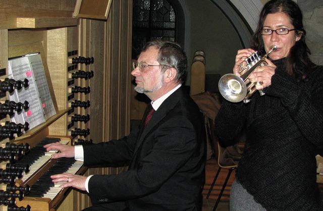 Laura Vukobratovic (Trompete) und Bern...onzert in der Pfarrkirche St. Martin.   | Foto: Michael Gottstein