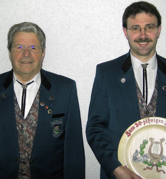 Albert Beckert (links) und Rainer Kief...chten sich um die Blasmusik verdient.   | Foto: Wiezel