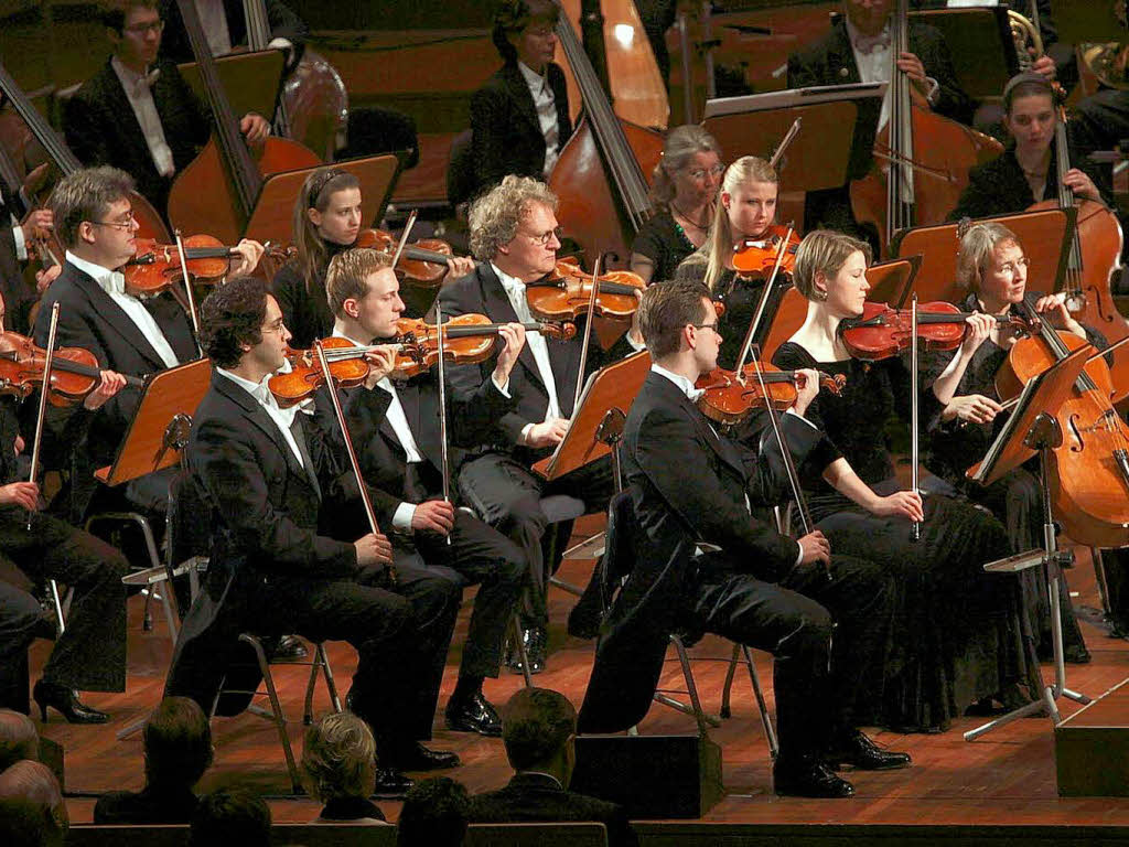 Das SWR-Sinfonieorchester spielt Mahler.