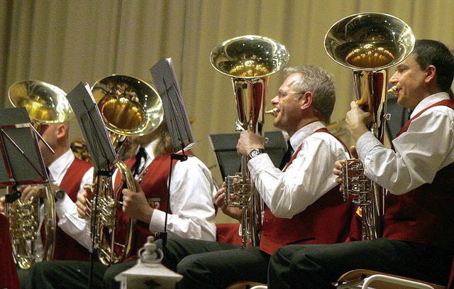 Blser des Musikvereins Friesenheim in... einem fhlbaren  Erlebnis zu machen.   | Foto: Heidi Fssel