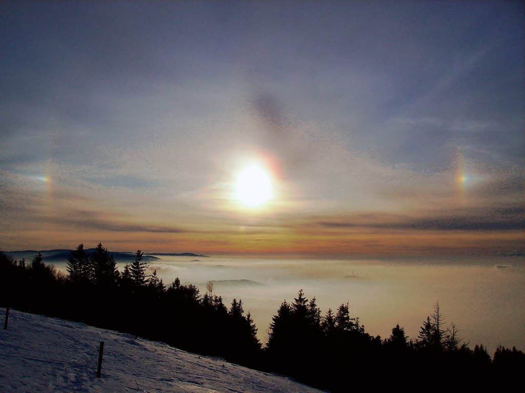 Sonnenschein und Nebel im Elztal – vom Kandel aus gesehen.