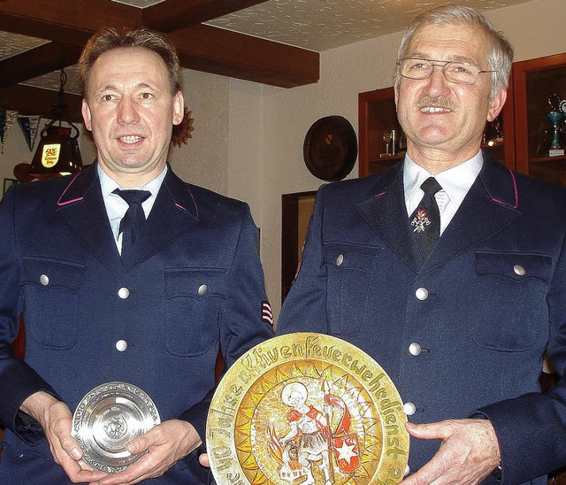 Für ihren langjährigen Dienst in der F... Gottfried Dietsche II ausgezeichnet. | Foto: emo Für ihren langjährigen Dienst in der F... Gottfried Dietsche II ausgezeichnet. | Foto: emo