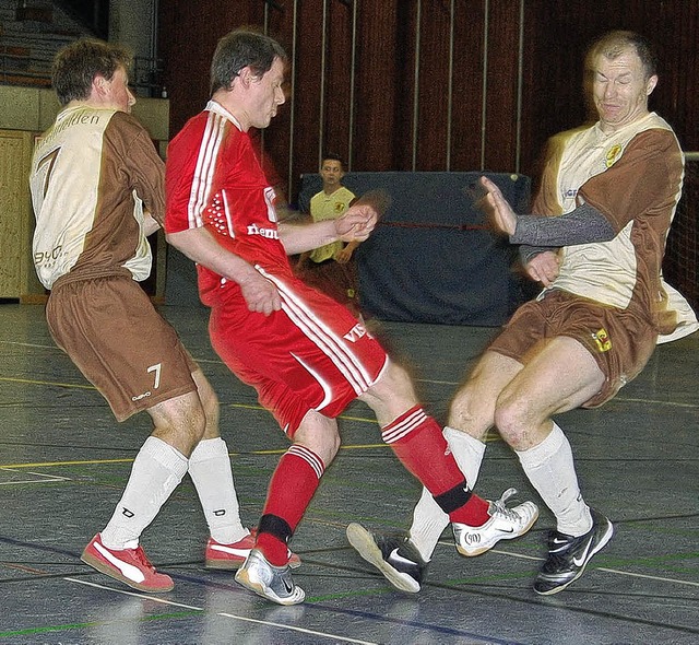 SC gegen FC Rheinfelden. Im Finale sta...ereine der Schwesterstdte gegenber.   | Foto: valentin ade