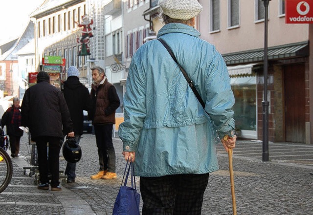 Hilfe fr ltere Menschen beim Einkauf...n bieten, den Brigitte Zentis anregt.   | Foto: Sarah Nagel