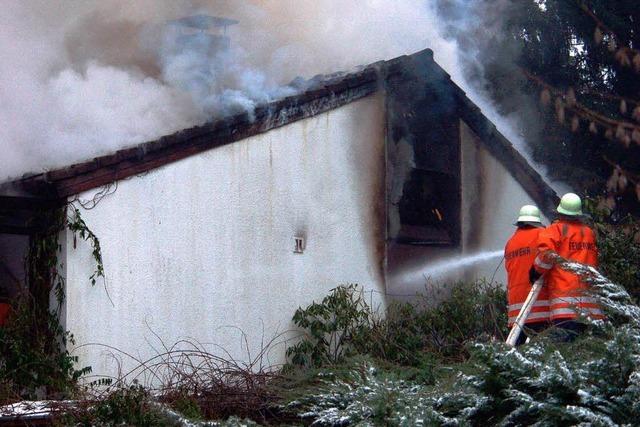 Wohnhaus in Weitenau brennt nieder